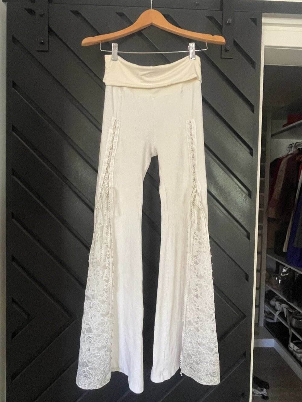 Temple Ro White Hendrix Pant